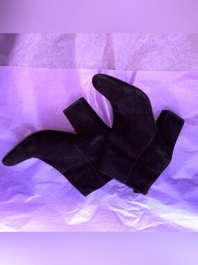 Nine West Black Suede Zip Ankle Booties